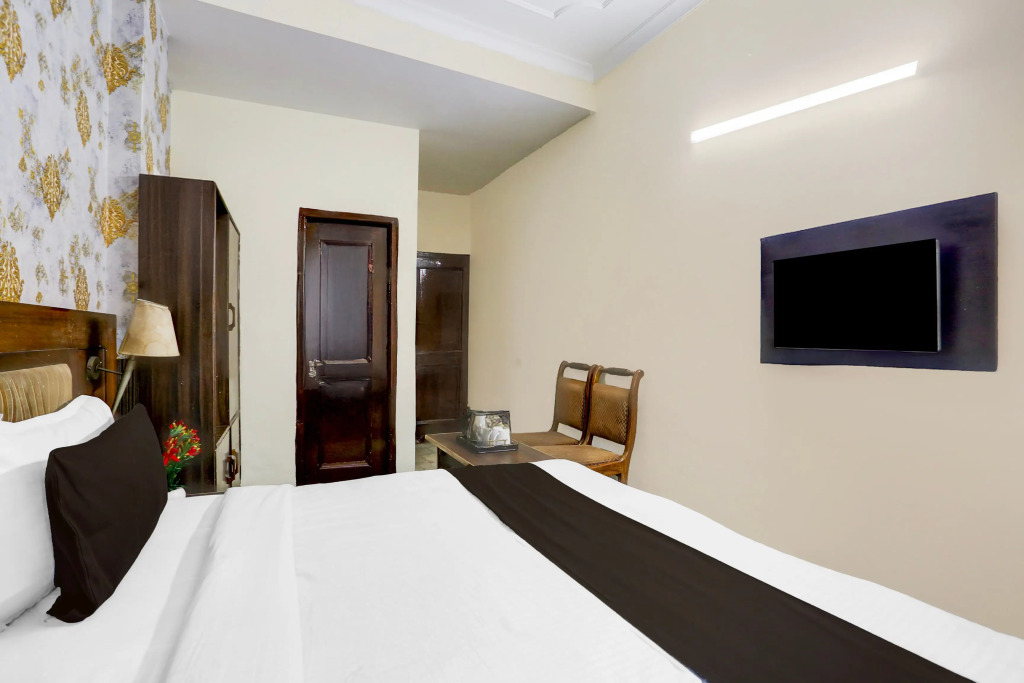 Hotel O by OYO Subhani Building Formerly Hotel Amandeep