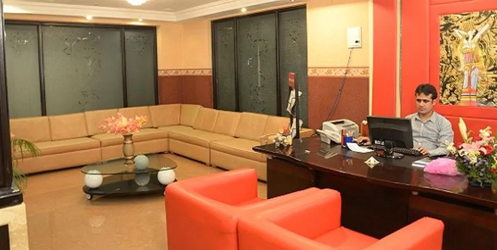 Solitaire Suites