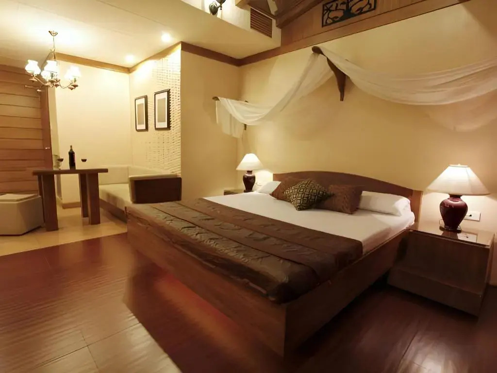 Victoria Court Suites - Pasig
