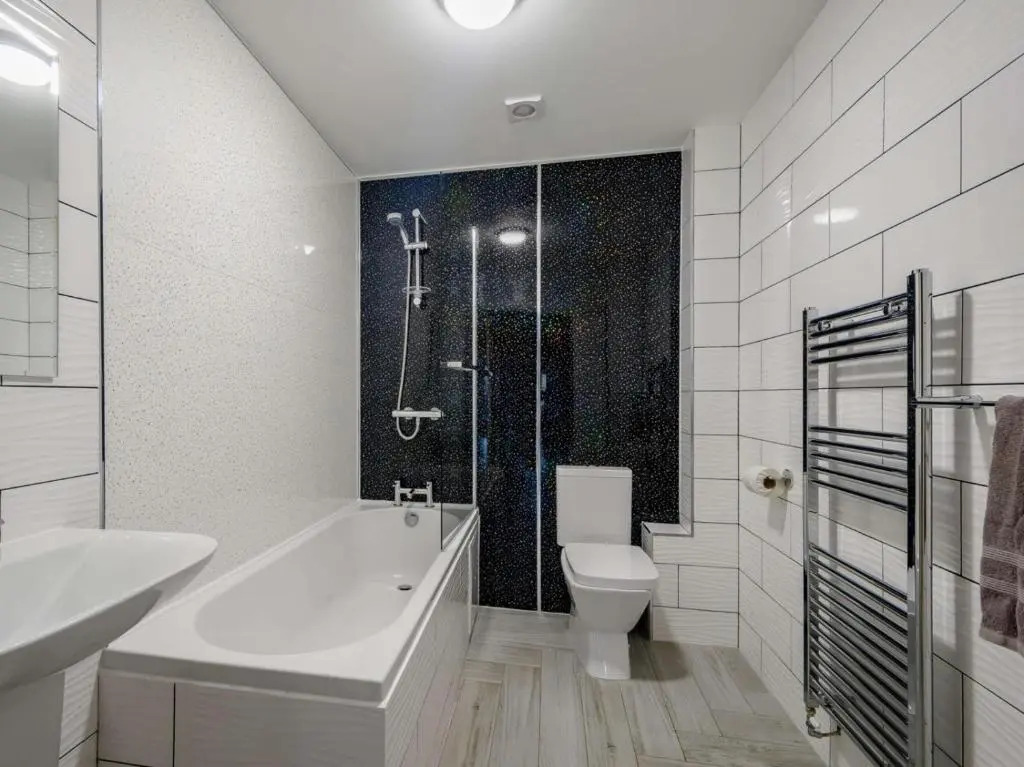 Westertonhill Holiday Lodges - Private Hot Tub Hire Available