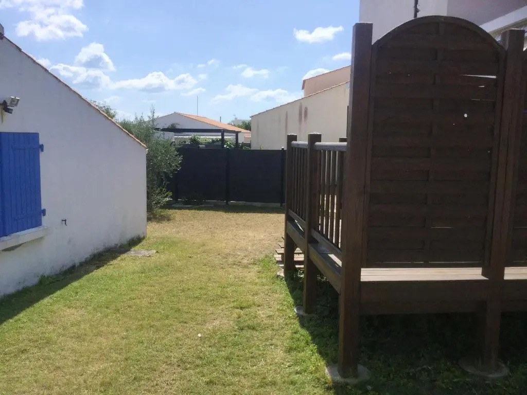 Maison de 2 chambres a Saint Hilaire de Riez a 200 m de la plage avec jardin clos et wifi