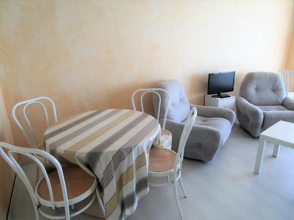 Appartement Les Sables-d'Olonne, 1 pièce, 2 personnes - FR-1-197-242