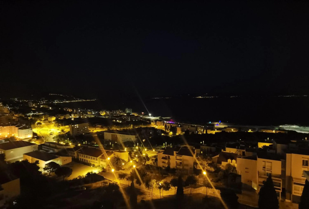 T-star, 2-bedroom apartment with magnificent beach view
