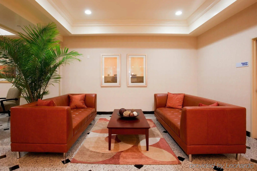 Holiday Inn Express Hotel & Suites Los Angeles Airport Hawthorne by IHG