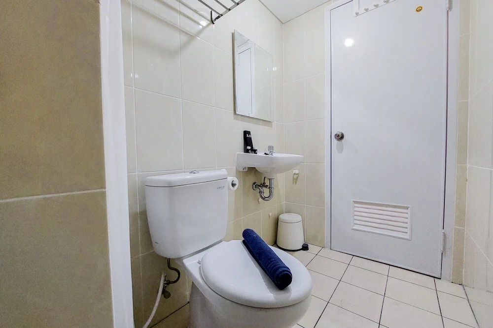 Comfort 2Br Apartment At M-Town Residence