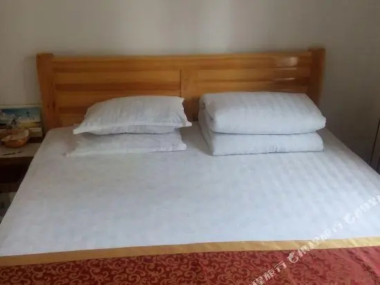 Xiaoshitou Family Hotel