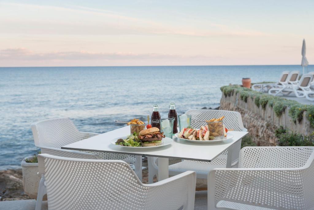 Hotel Atolon & Kaafu Beach Club