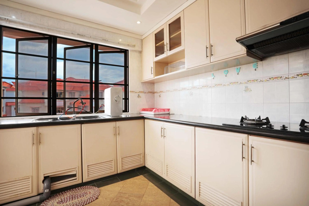 Marina Court Resort- 2 Units Connecting 3Bedroom Pool View Apartment Free 3 Parking MAXIMUM 18PAX INCLDING KIDS