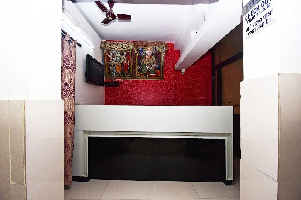 SPOT ON 44384 Hotel Amit