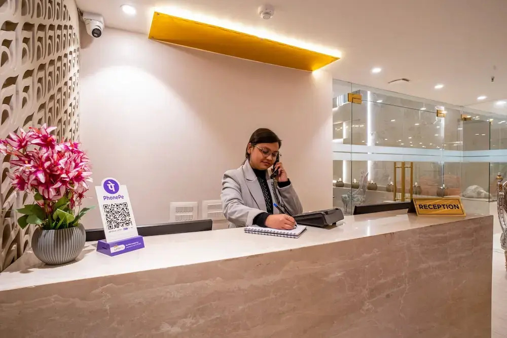 Aadat Hotel Near Artemis Hospital Gurgaon