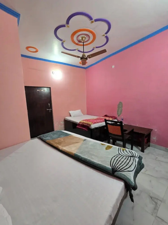 Avadh Dham Guest House