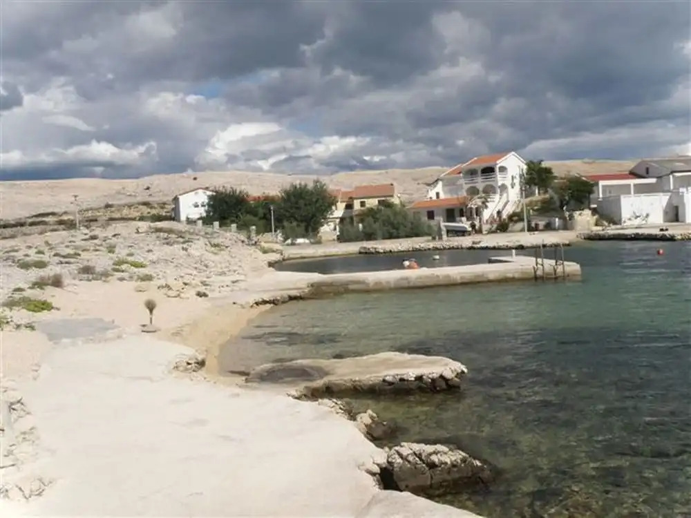 Maestro - 30m From the Beach & Parking - A3