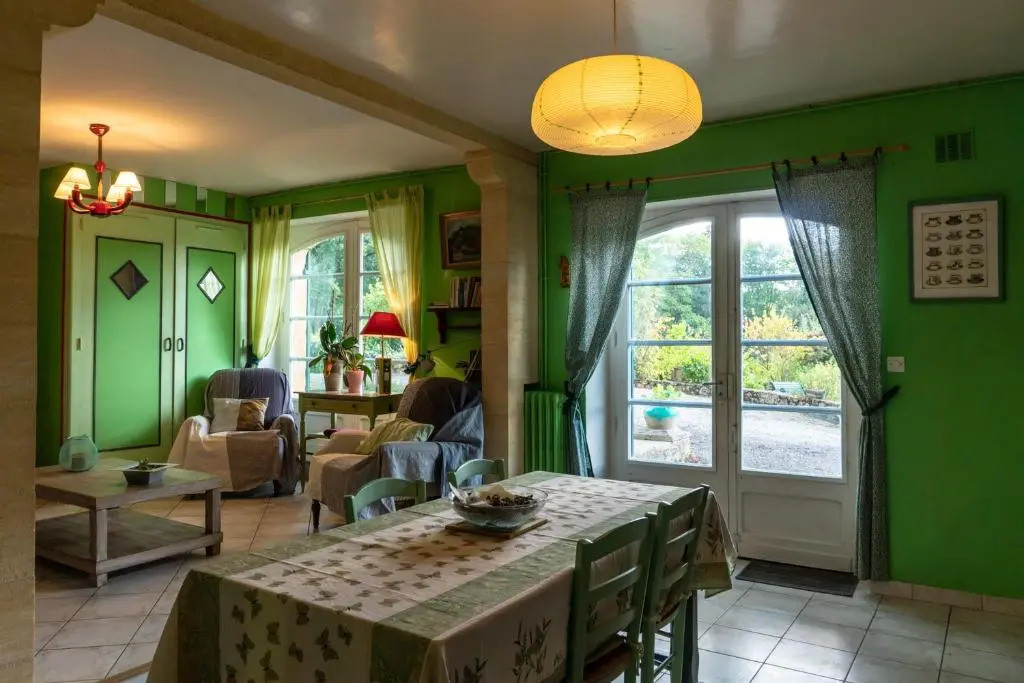 Maison de charme à 5 km de Sarlat avec piscine