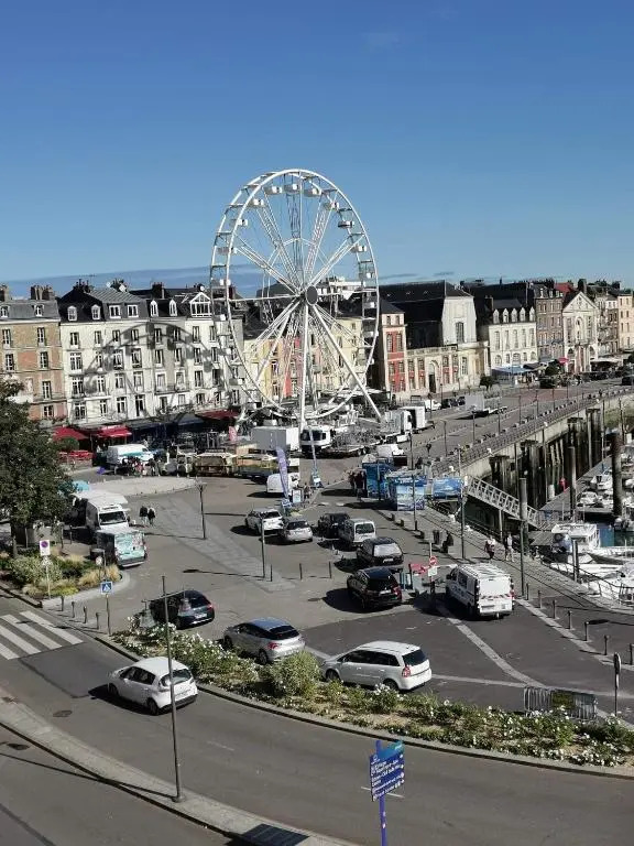 Le Madison, Gîte Atypique
