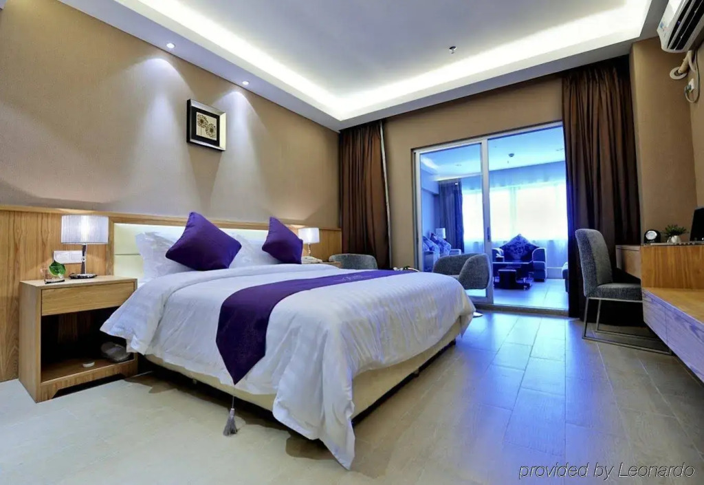 Guangzhou Bauhinia Hotel