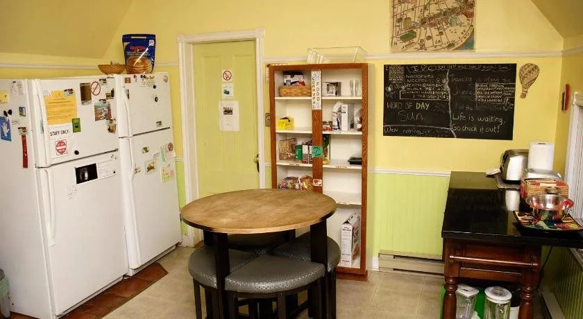 C'mon Inn Hostel