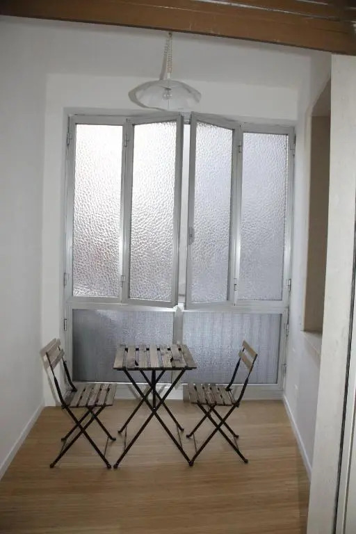 Vicolo Leoni 2BRD apartment