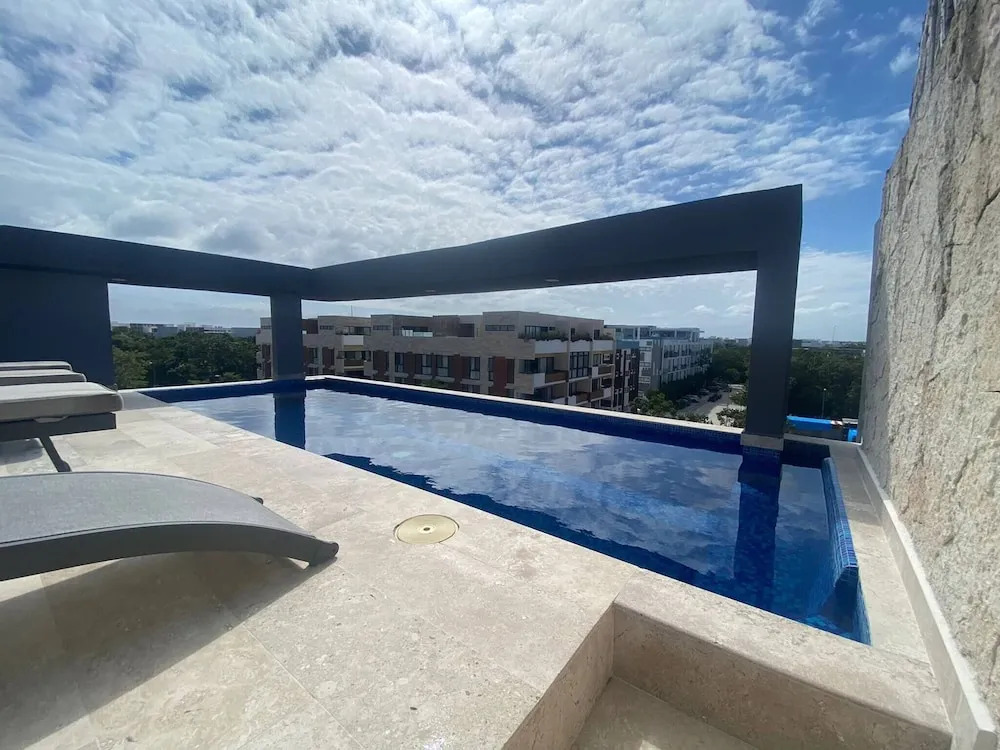 ¡bello Zen PH 2 Terraces for 4 People!
