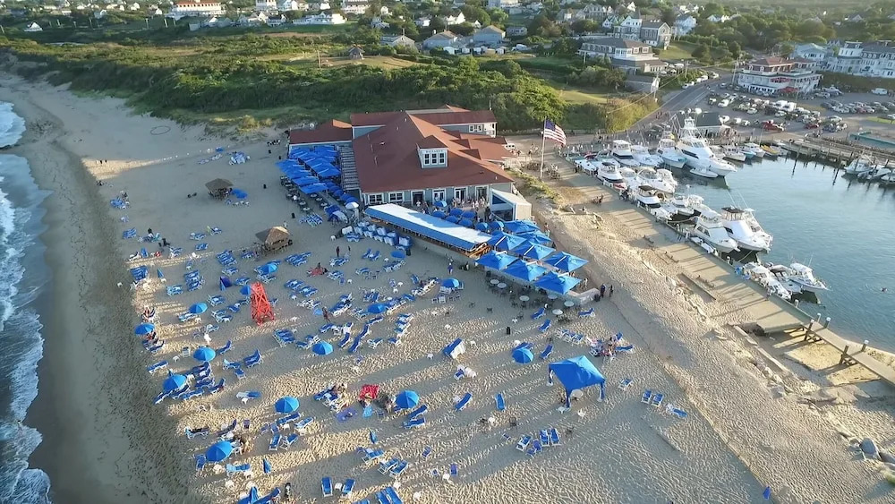 Ballards Beach Resort