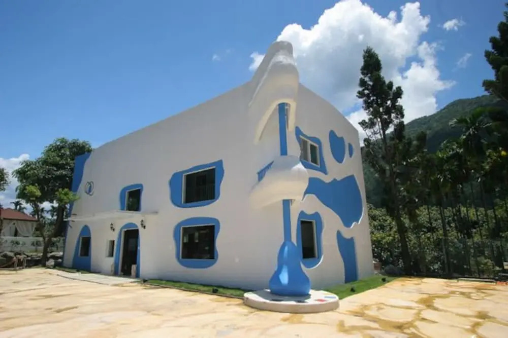 Mike Allan Resort