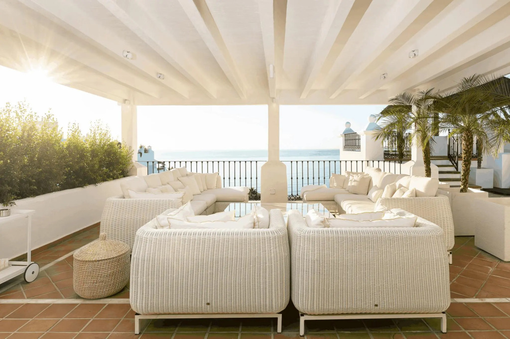 TESS Penthouse Deluxe DS11