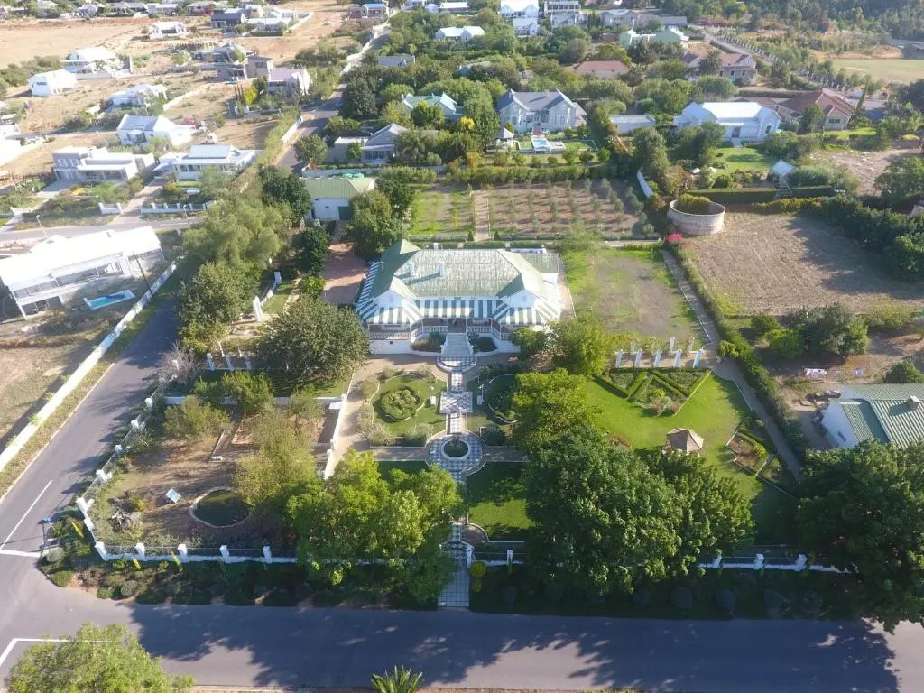 Merindol Manor