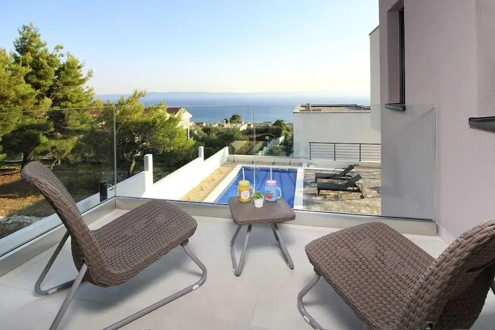 Villa Navis