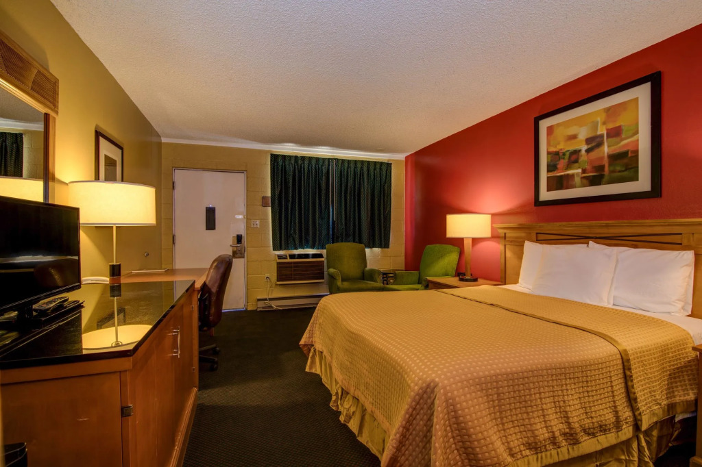 Cedar Lodge
