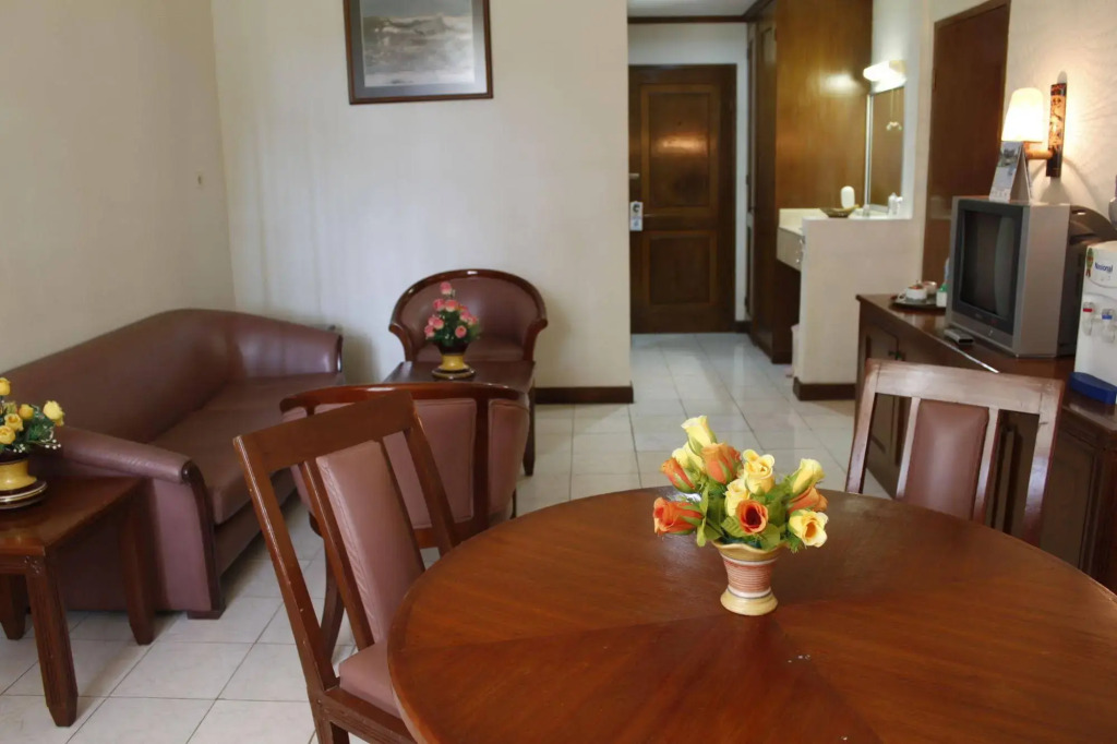 Surya Pesona Beach Hotel