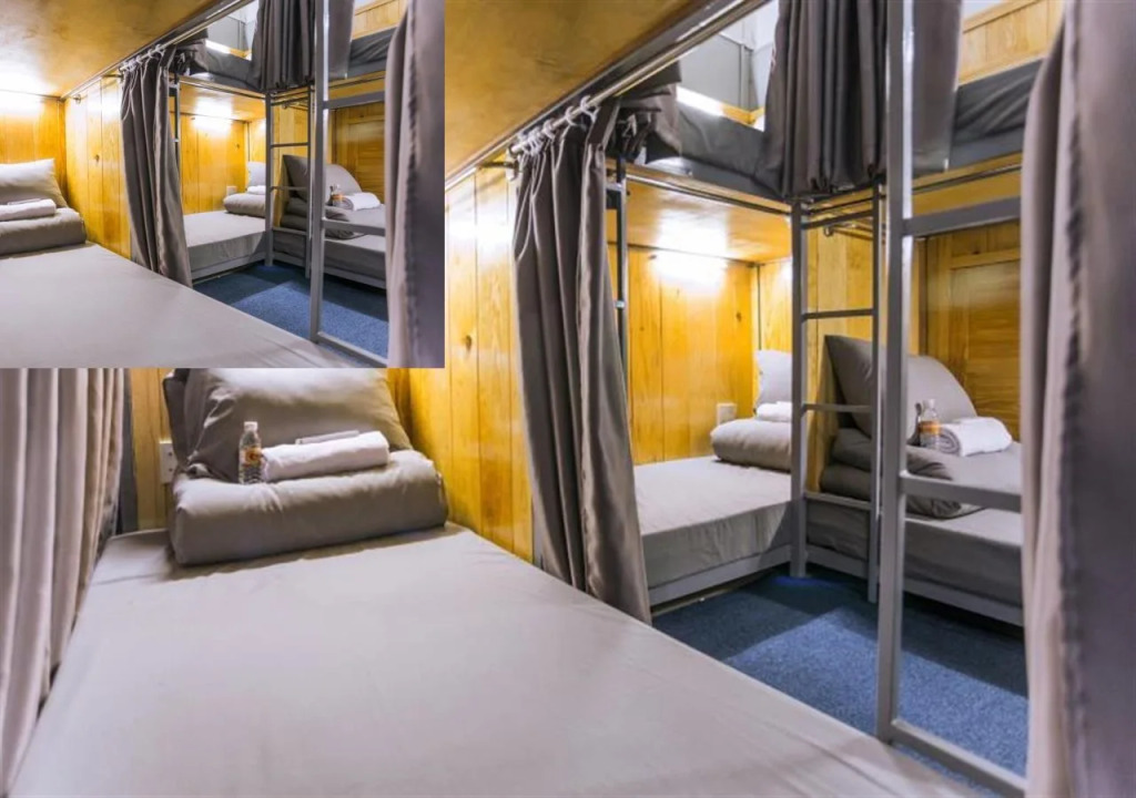 Gold Night Hotel