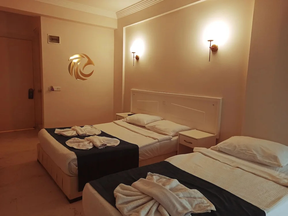 Aquila Beach Hotel