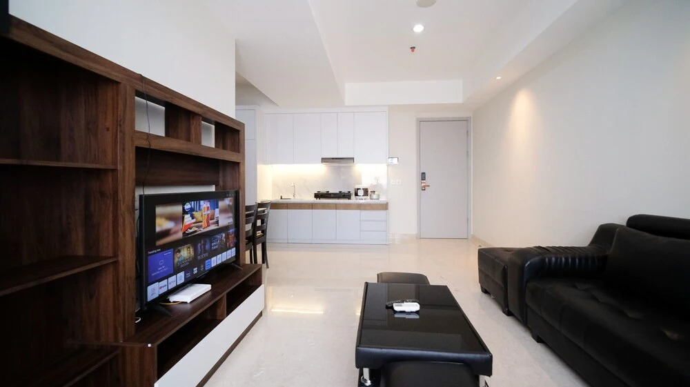 Homey 3Br With Private Lift At Grand Sungkono Lagoon Apartment