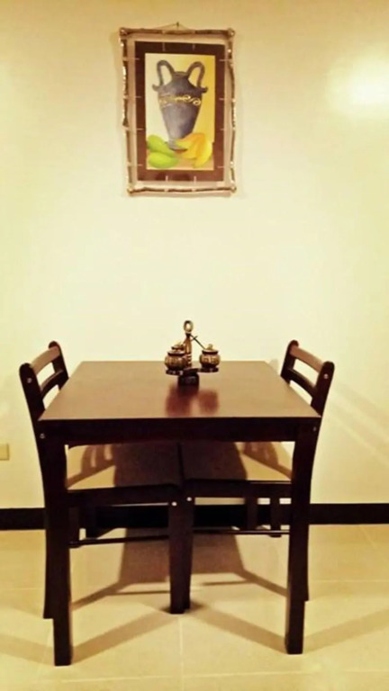 Darvy Suites