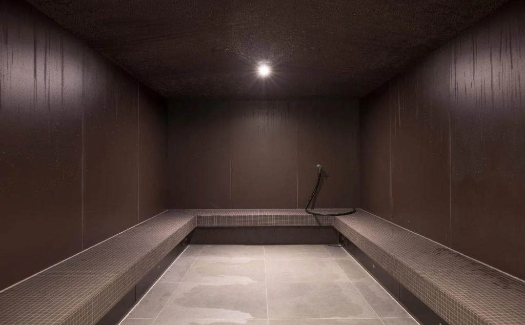 Saas-Fee wellnesshostel4000
