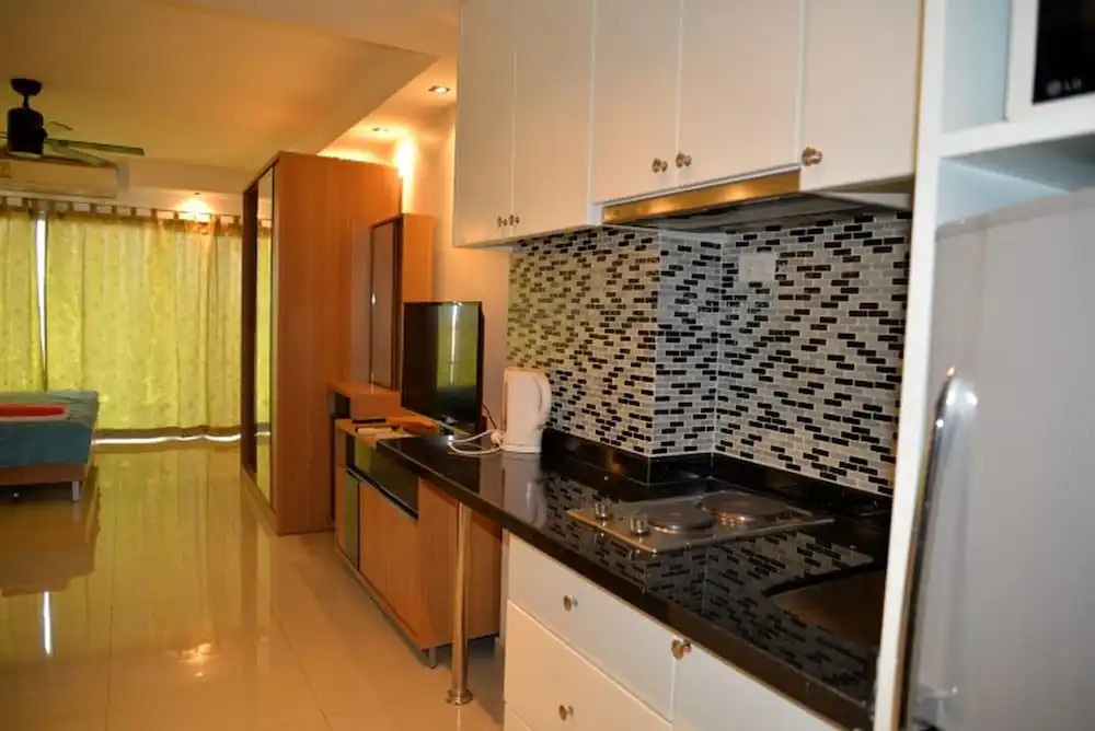 Pattaya Plaza Floor 6