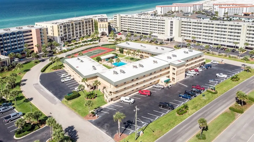 Venus 110 2 Bedroom Condo By Redawning