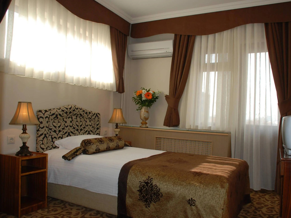 Hotel Mithat
