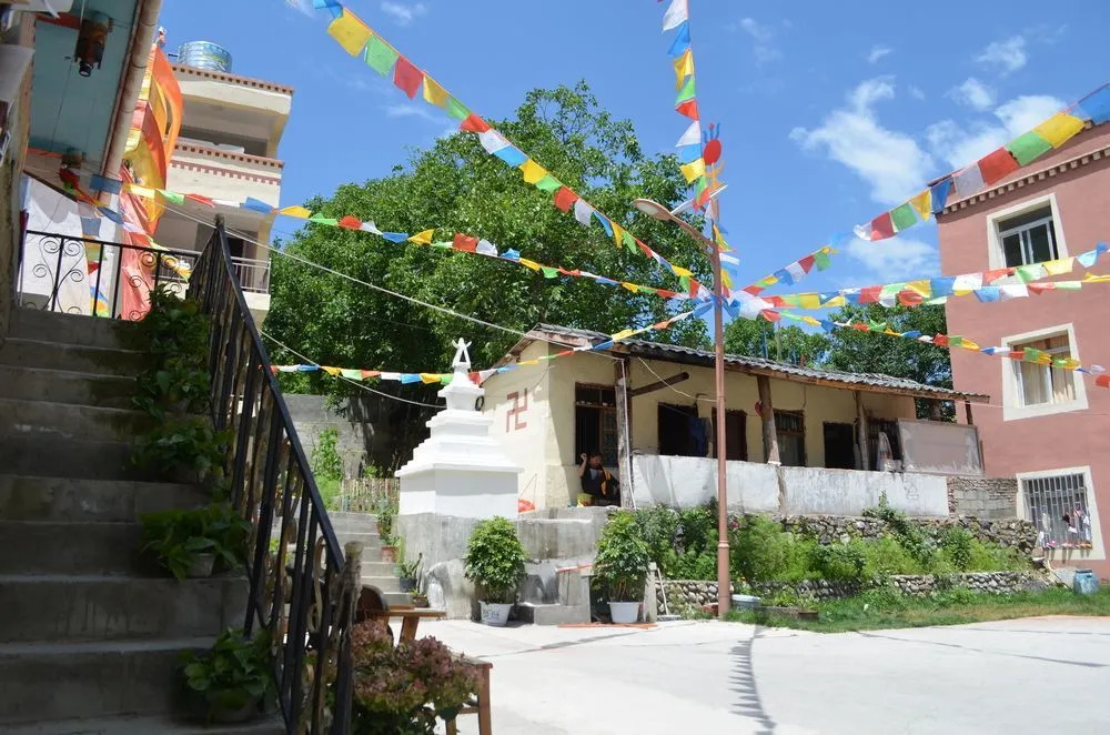 Ando Tibetan Inn