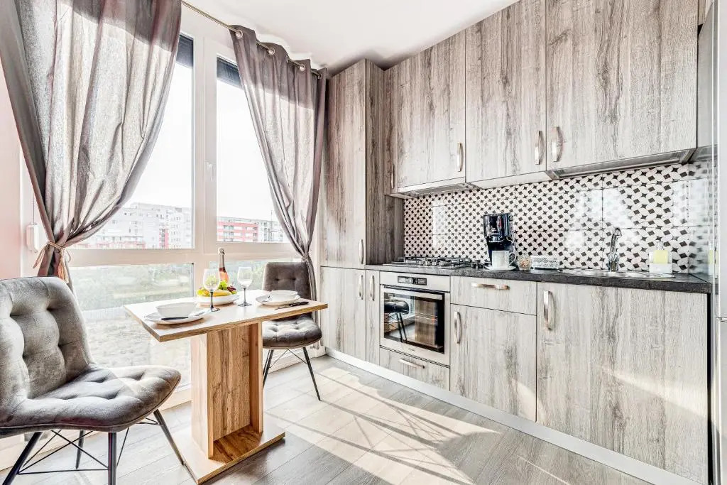 ARI Brownie Apartment