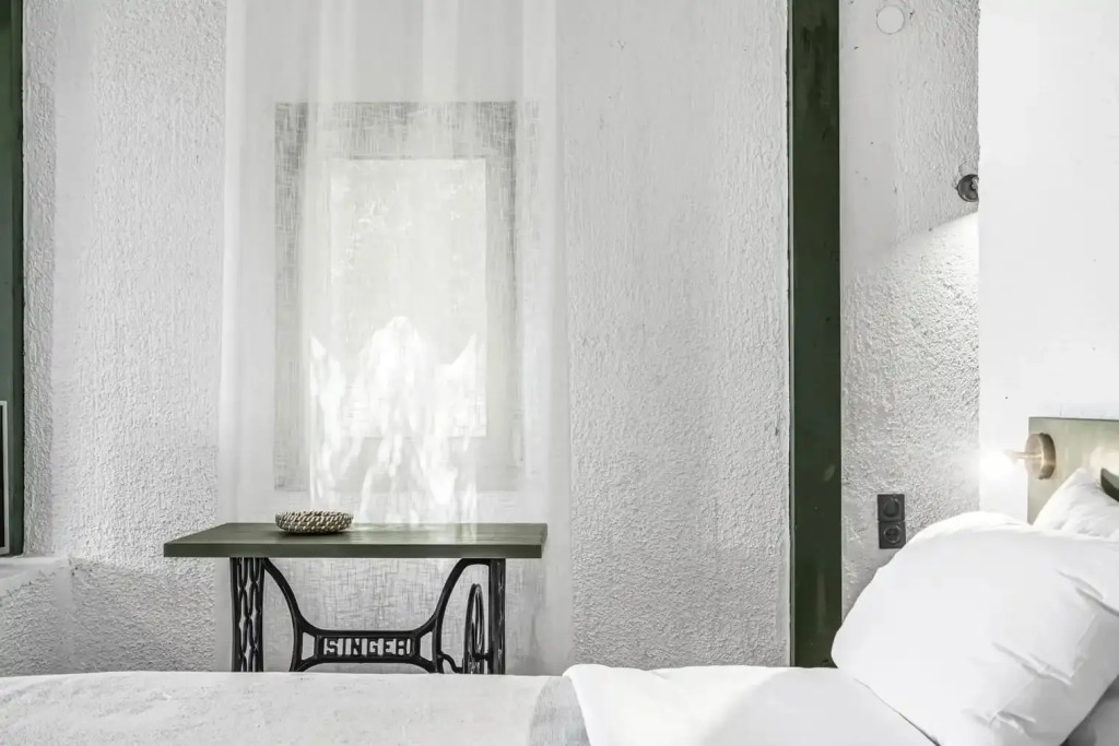 Niriides Beachfront Resort