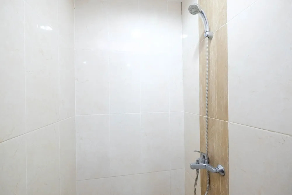 Cozy Minimalist Studio @ Taman Melati Margonda Apartment By Travelio