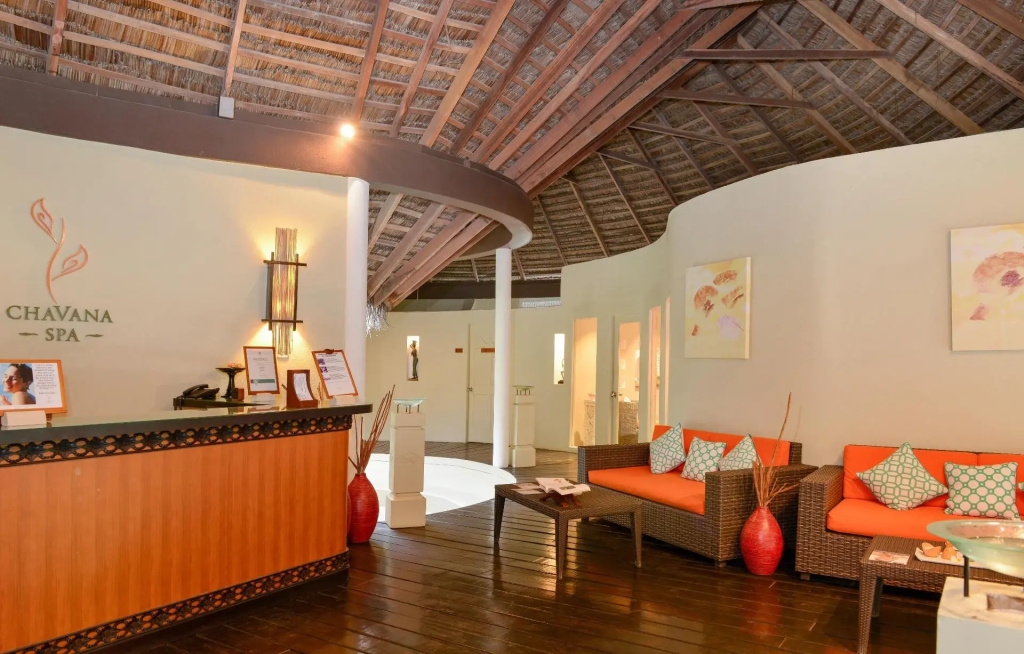 Adaaran Select Huduran Fushi