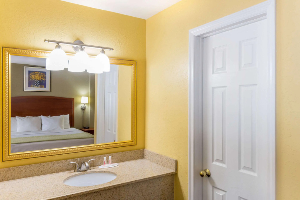 Rodeway Inn Poughkeepsie