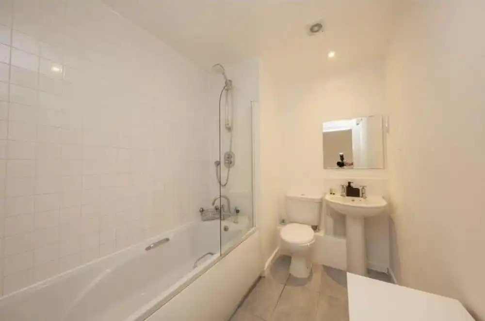 Novanest Salford Apartment