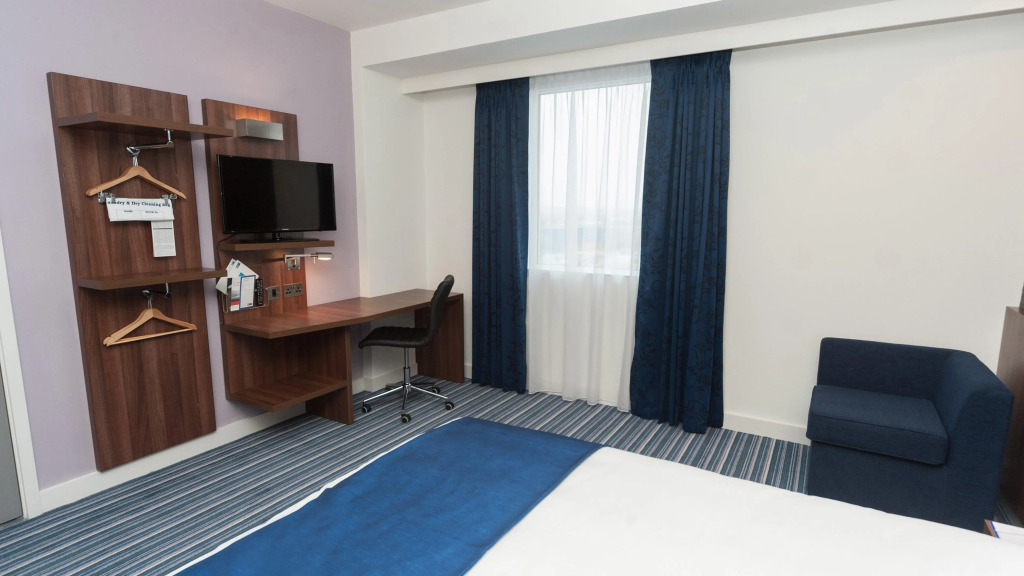 Holiday Inn Express Aberdeen Airport by IHG