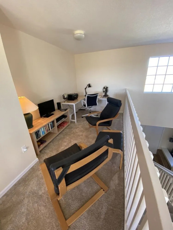 Sunny, Family-Friendly Villa with Large Pool in Gated Community Near Disney