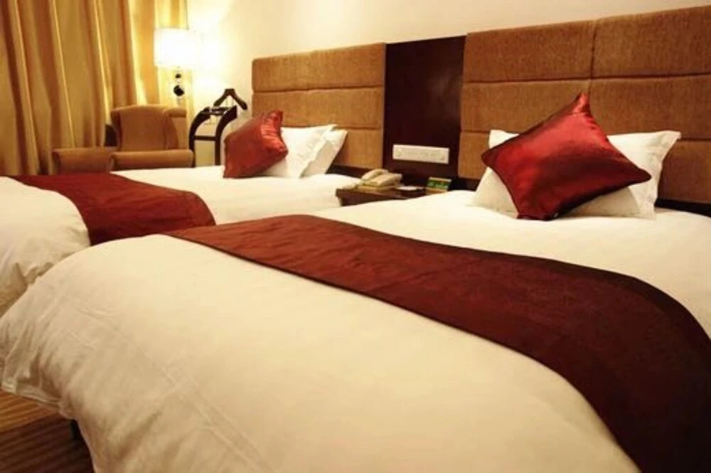 Dunhuang Golden Leaf Hotel