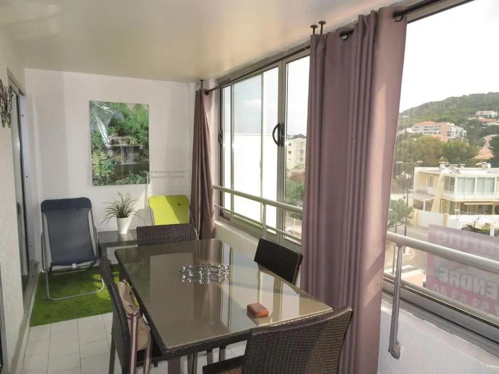 Appartement Sète, 1 pièce, 4 personnes - FR-1-338-368