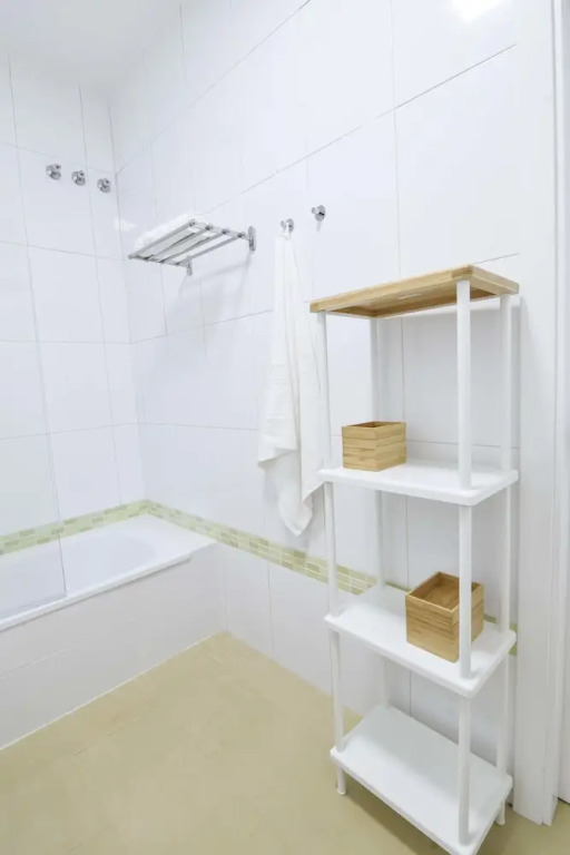 Letmalaga Center White