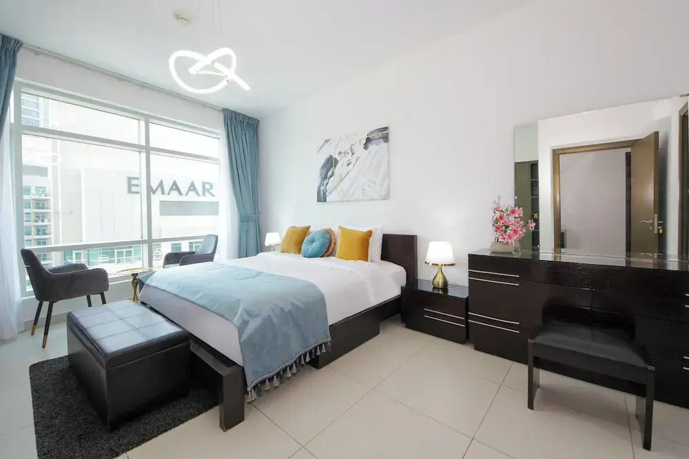 Silk Valley-Luxury 2B Burj Khalifa View